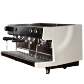 Cafetera Industrial y Profesional Semiautomática de 2 Grupos Marca Cime Modelo CO 00 ZERO Vista Tres Cuartos